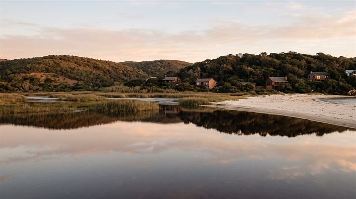 The lagoon and holiday homes at Sedgefield